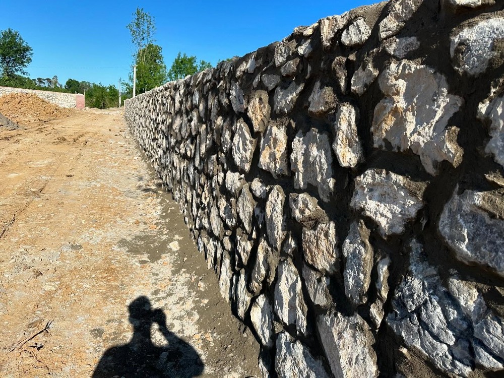 Ta� Duvar 38
